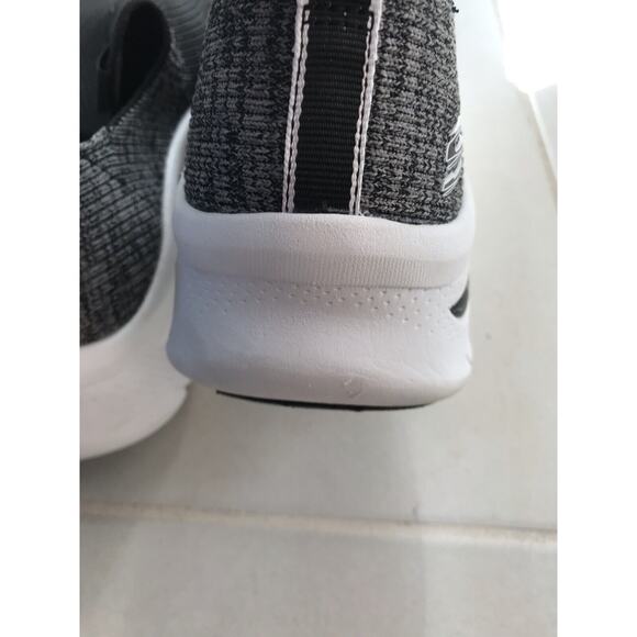 Skechers Slip On Sneakers Running Shoes Stretch - Picture 15 of 15